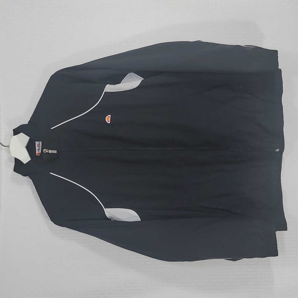 Ellesse vented jacket great condition size Small
